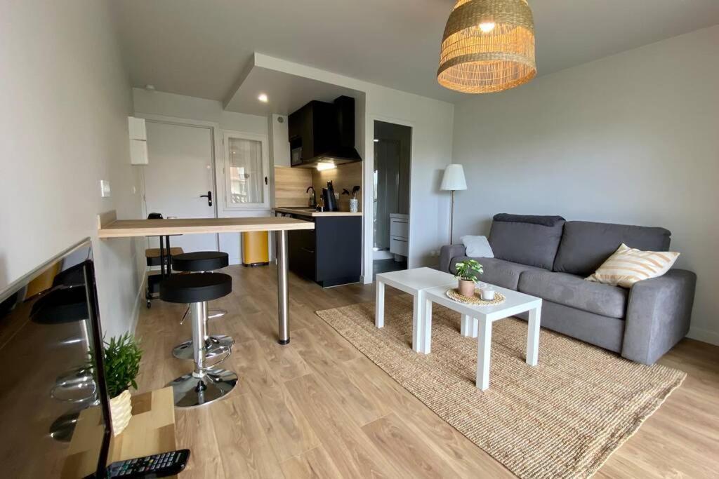 Coeur De Cabourg- Joli Studio Avec Terrasse - Apartment Exterior foto